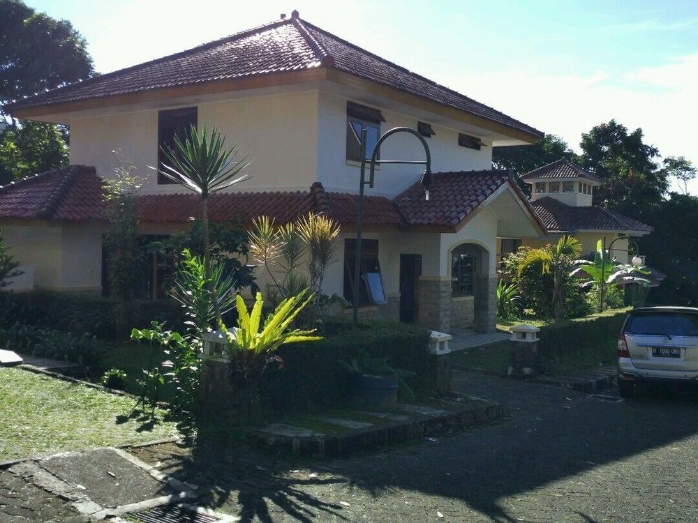 Villa Sabrina Bumi Ciherang Panjaweujan Exteriör bild